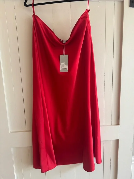 Antonio Melani NWT Elegant Satin Maxi Skirt in Red sz 18 - Picture 5 of 5